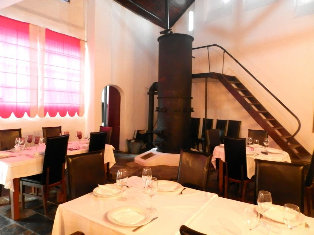 Antiga Moagem Hotell Vimieiro  Exteriör bild