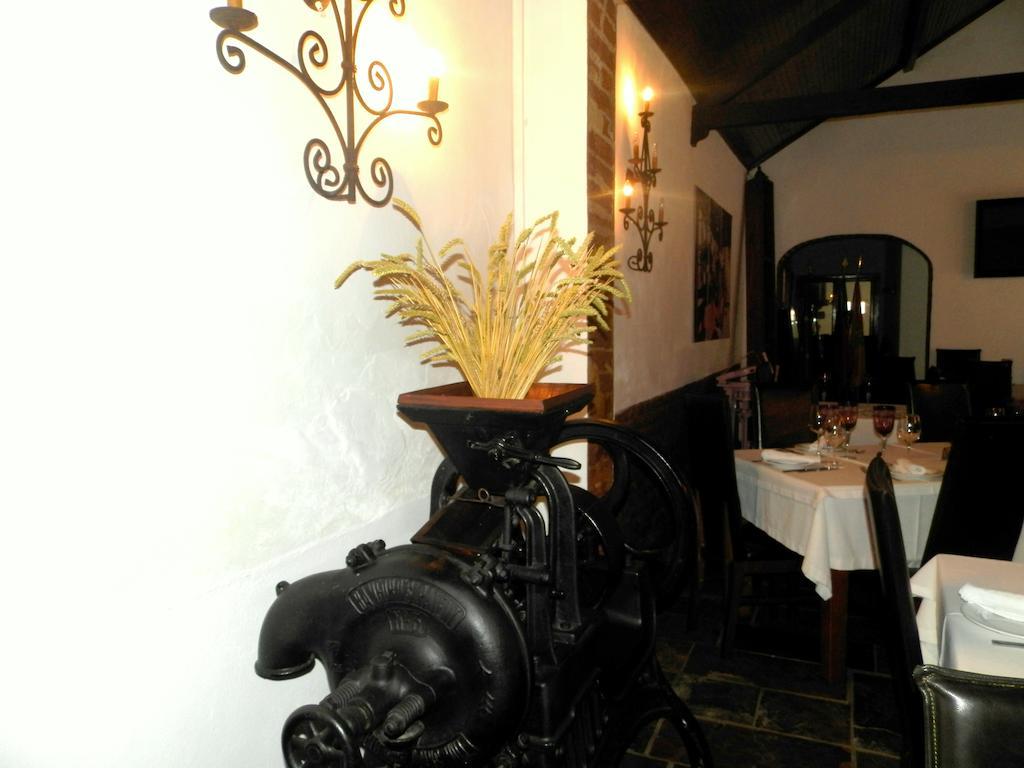 Antiga Moagem Hotell Vimieiro  Exteriör bild